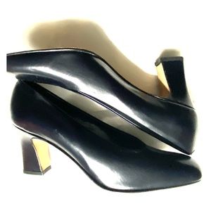 Nickels pumps Sz 8 - mint condition